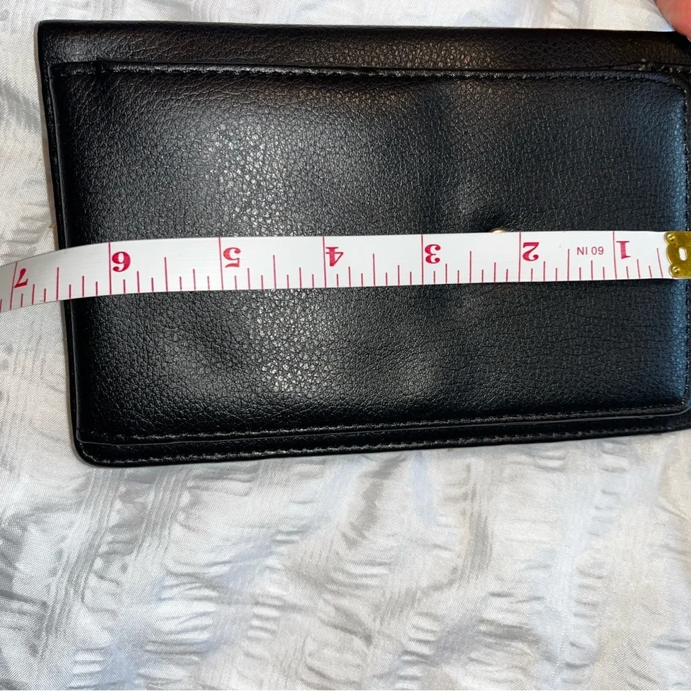 N/A prettysys wristlet